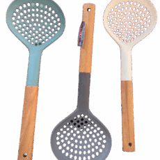 ESPUMADERA NYLON MANGO MADERA BZR